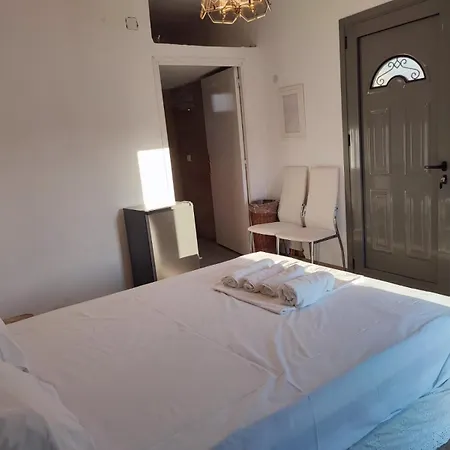 Gg Suits Apartament Ándros